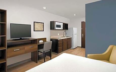 King Room - Accessible/Non Smoking