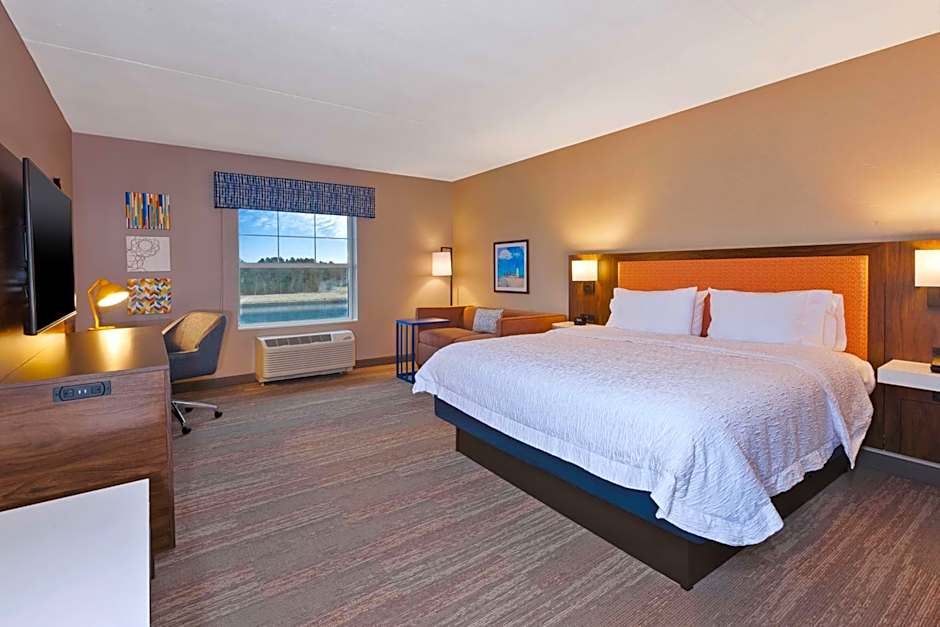 Photo 1 of 3 of 1 King Bed with Sofabed, Water View
