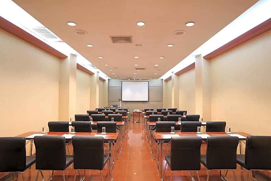 Kosa Hotel & Wellness Center