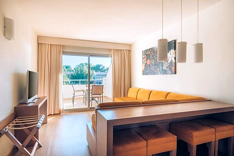 Iberostar Waves Pinos Park