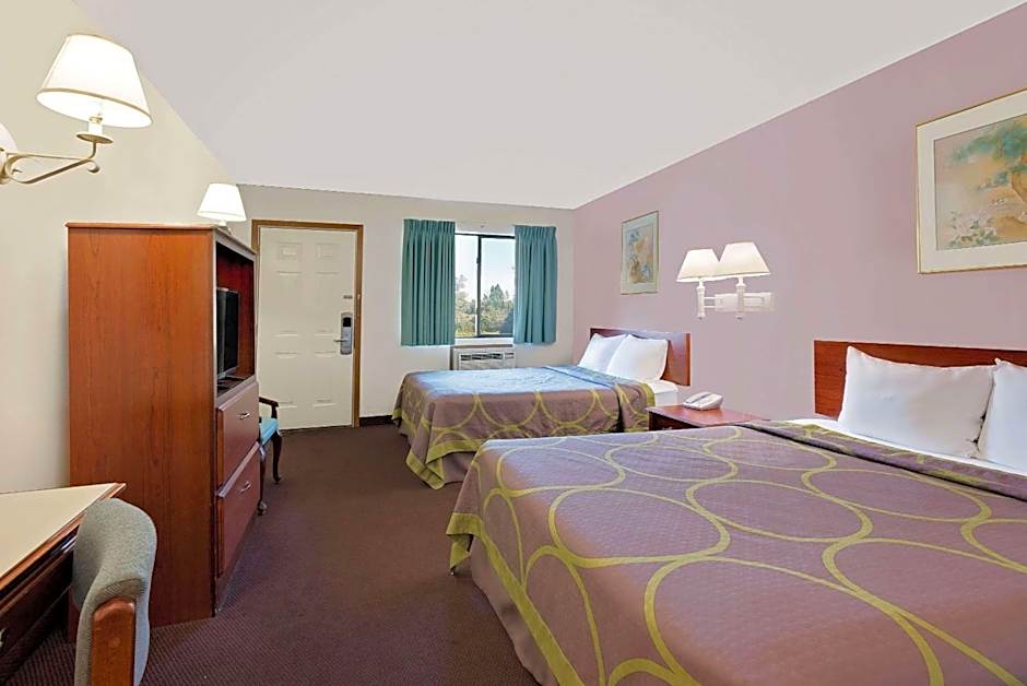 Super 8 by Wyndham Keystone/Mt. Rushmore