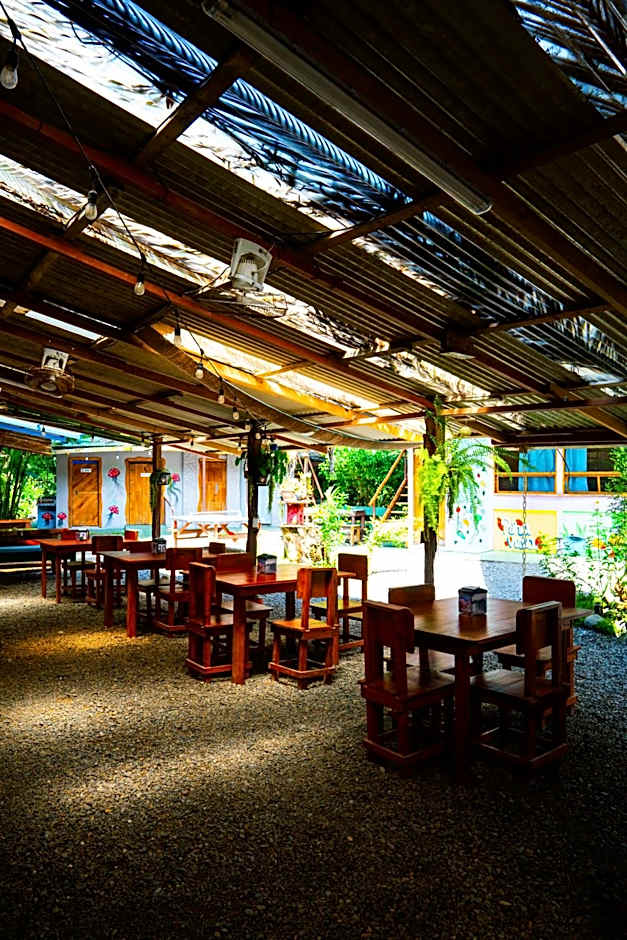 Flutterby House Hostel