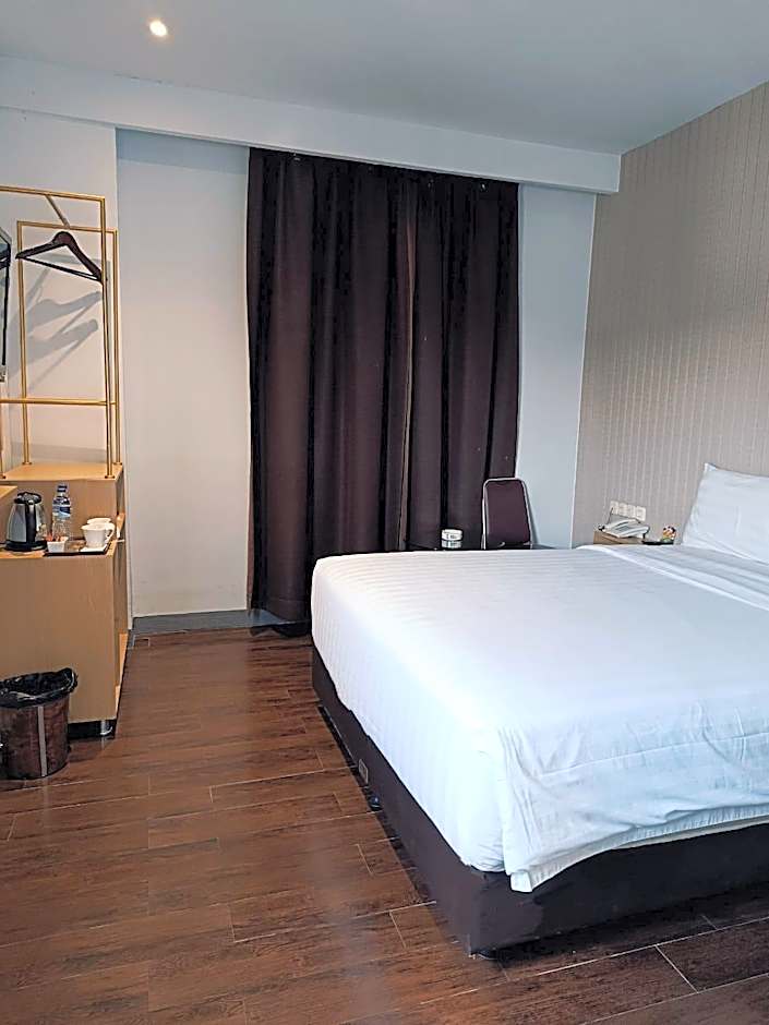 Continent Centrepoint Panakkukang – Makassar