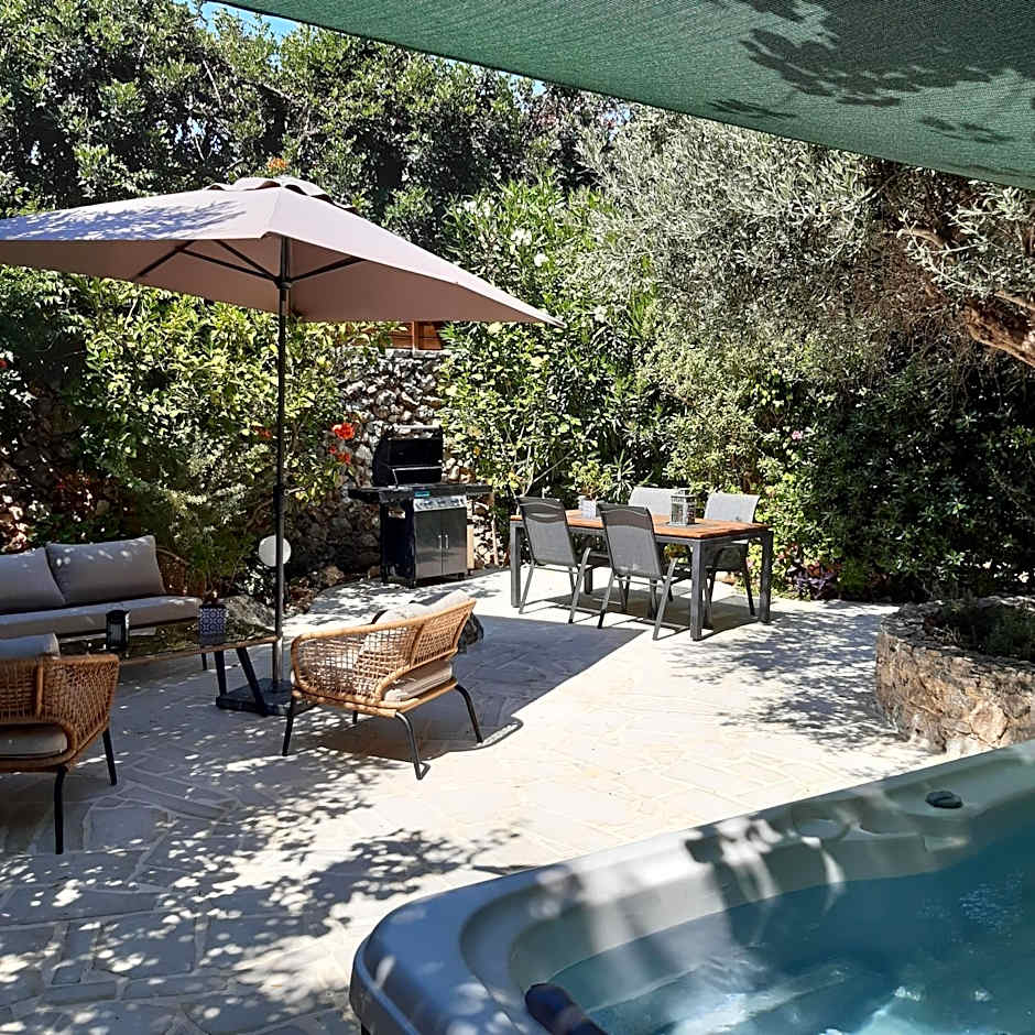 Villa Chariklia Studios