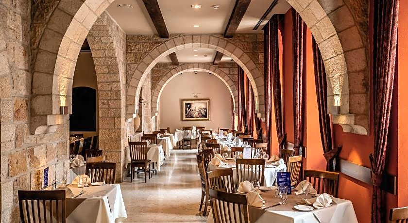 Notre Dame Center Guest House