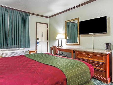 1 Queen Bed, Nonsmoking