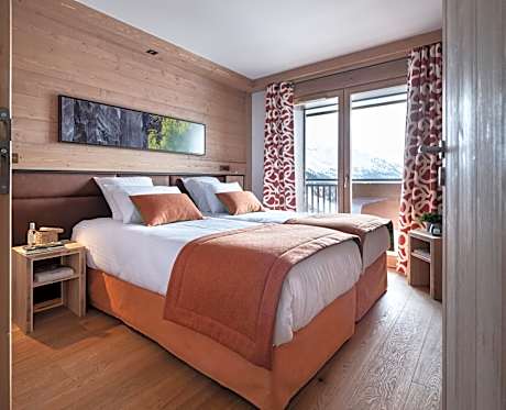 Five-Bedroom Apartment for 12 people with Spa Access