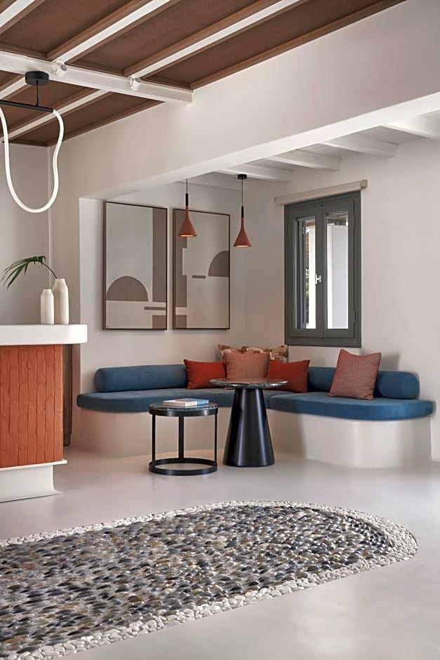 Minois Sugarcube Suites