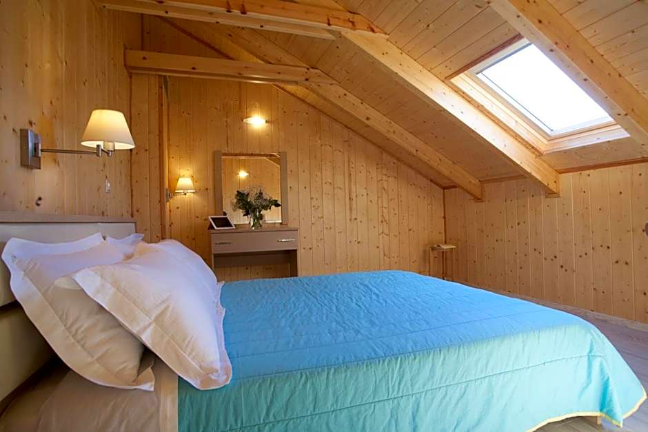 Grand TheoNi Boutique Hotel & Spa