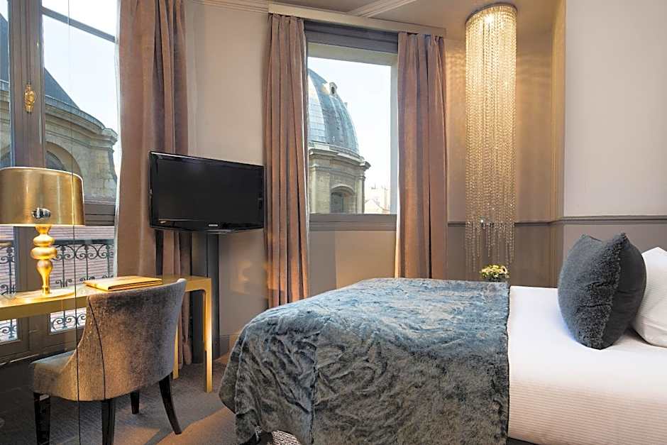Hotel Lumen Paris Louvre