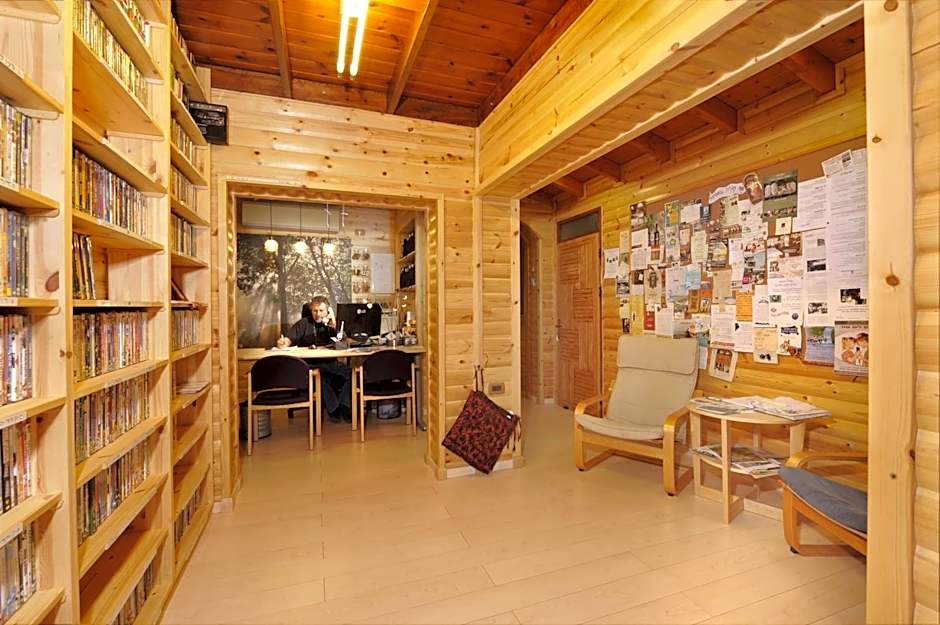 Ohn-Bar Guesthouse