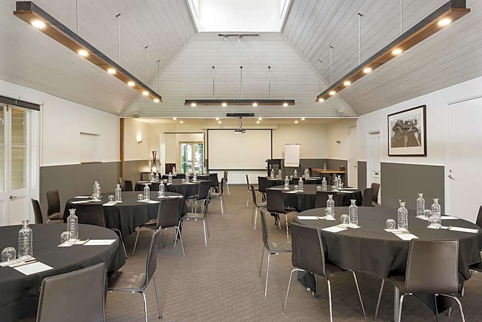 Mineral Springs Hotel Hepburn