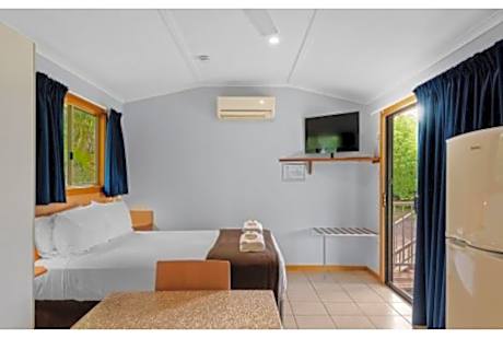 Standard Studio Cabin - Sleeps 2