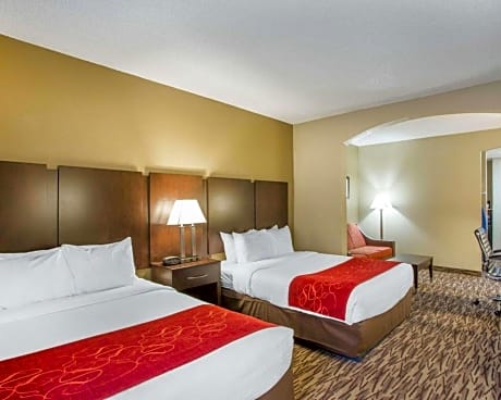 SUITE, QUEEN/QUEEN, ACCESSIBLE