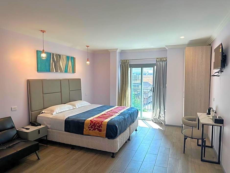 Sydney RiseOn Hotel