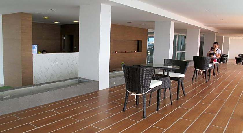 Nantra Pattaya Baan Ampoe Beach