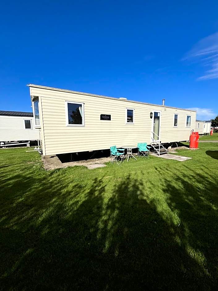 Golden Sands Mablethorpe 8 Birth Caravan