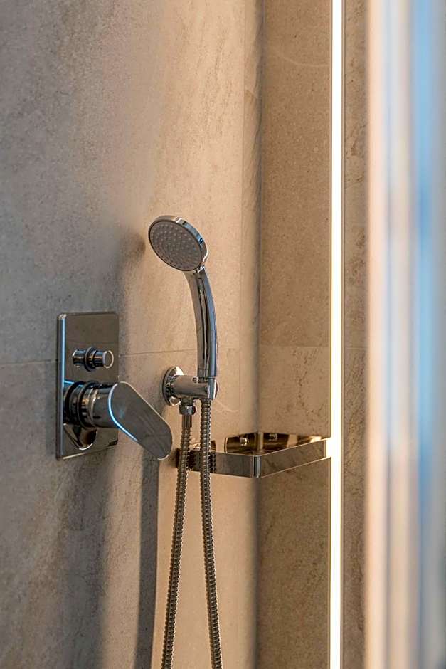 Paradise Hotel-Apartments