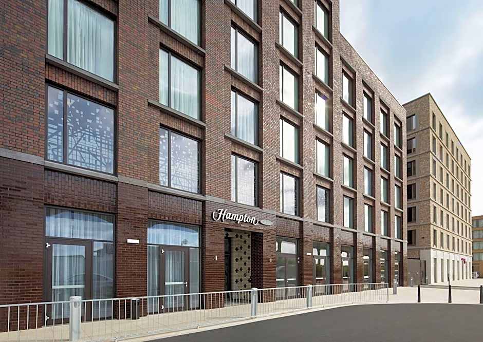 Photo 1 of 30 of Hampton Inn By Hilton London Docklands, United Kingdom