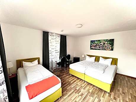 Comfort Triple Room with Shower