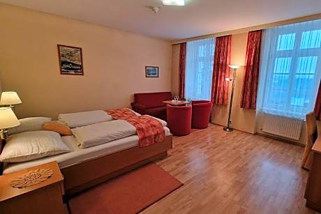 Triple Room with Bathroom