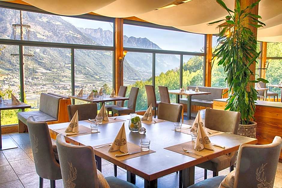 Ramilia Family Apartments Restaurant & Pizzeria