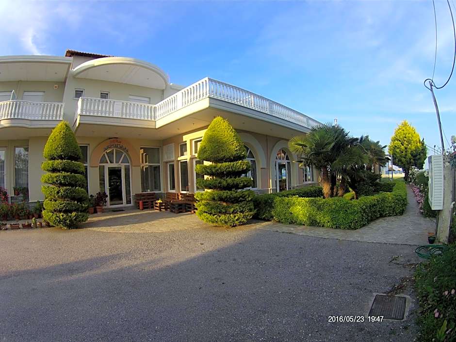 Hotel Akrogiali