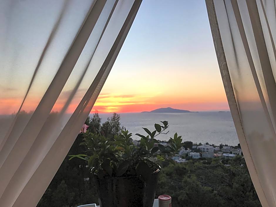 Monte Solaro Bed & Breakfast