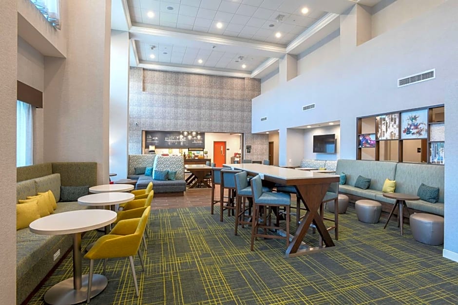 Hampton Inn By Hilton & Suites Cincinnati Liberty Township