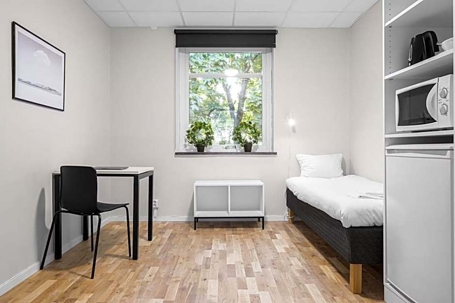 Zdjęcie 1 z 7 — Single Room with Shared Bathroom