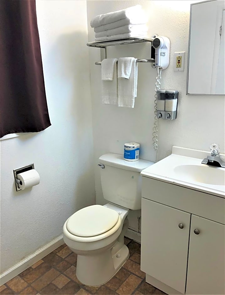 Blue Coast Inn & Suites
