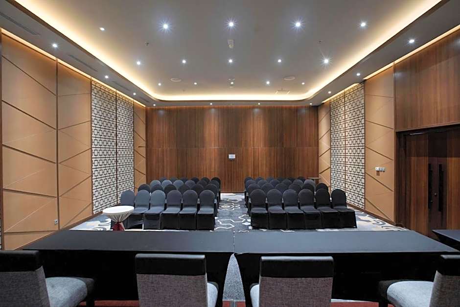 Aston Jambi Hotel And Conference Center