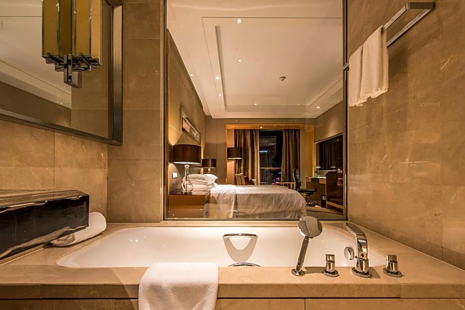 Sheraton Zhenjiang Hotel