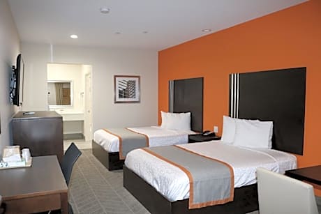 Deluxe Double Room (2 Adults + 1 Child)