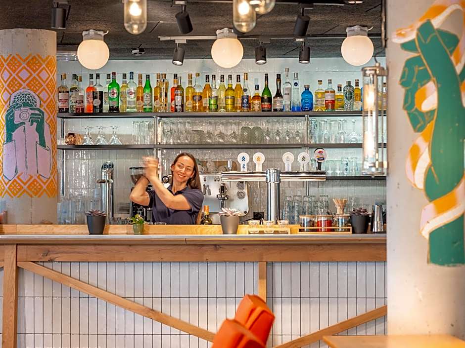 Eklo Paris Roissy CDG Airport