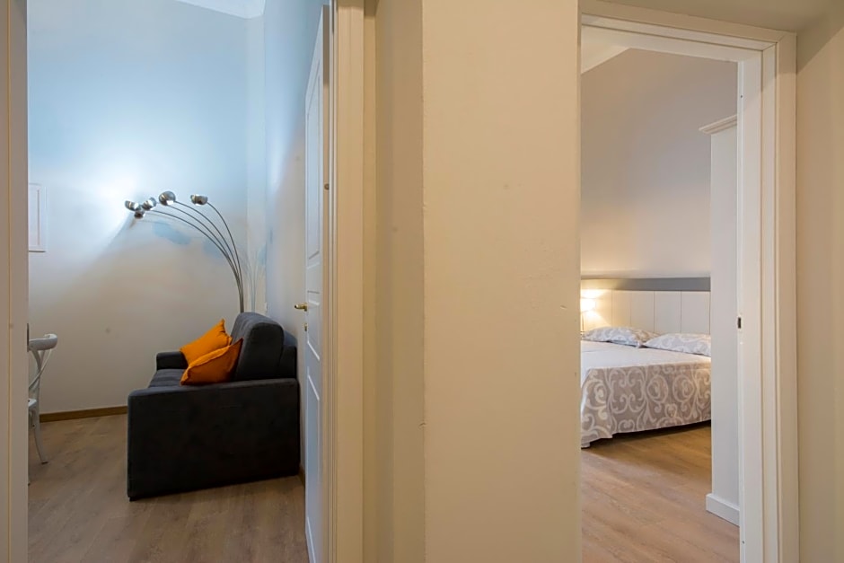 Iris Apartments by Mmega