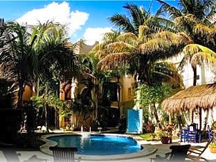 Bric Hotel & Spa – Playa del Carmen, TX