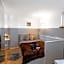 ClickTheFlat Wilson Square Apart Rooms