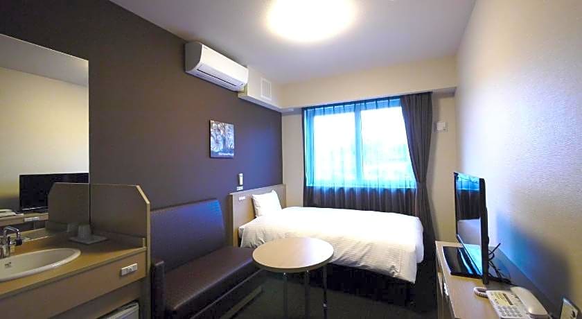 Hotel Route Inn Tome