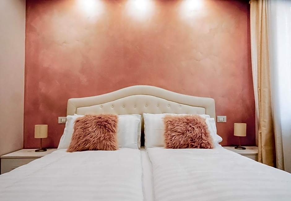 Klemi, rooms in old town Dolomia best home Check in automatico