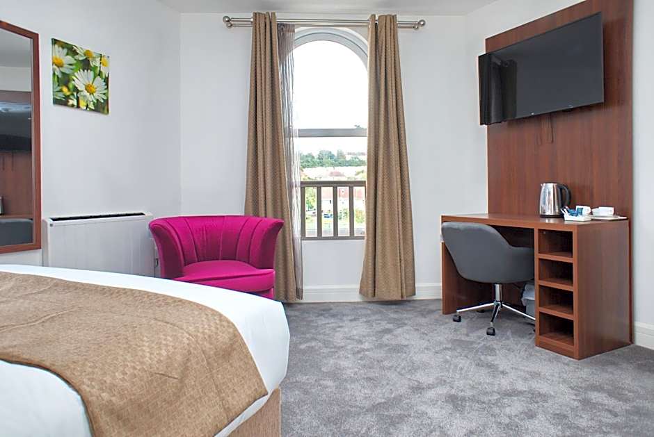 Trivelles Rochester Hotel