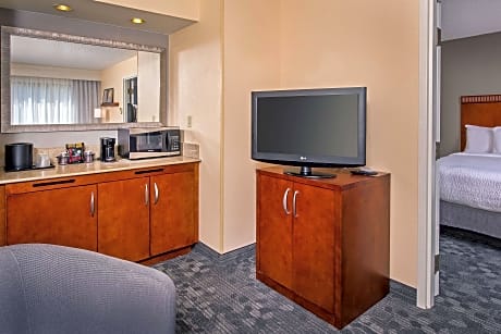 One Bedroom Suite - Two Doubles