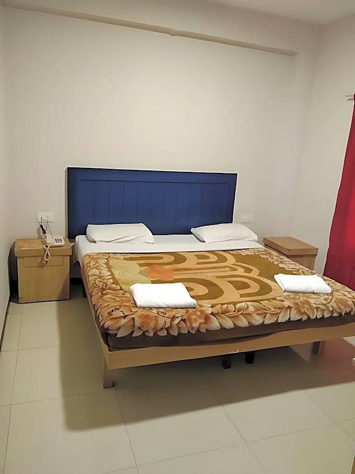 Hotel Preethi Palace