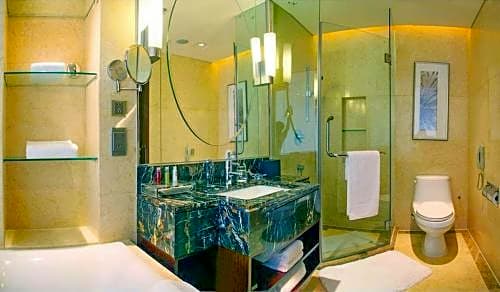 Photo 1 of 4 of Superior Suite
