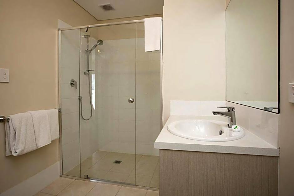 Hume Serviced Apartments
