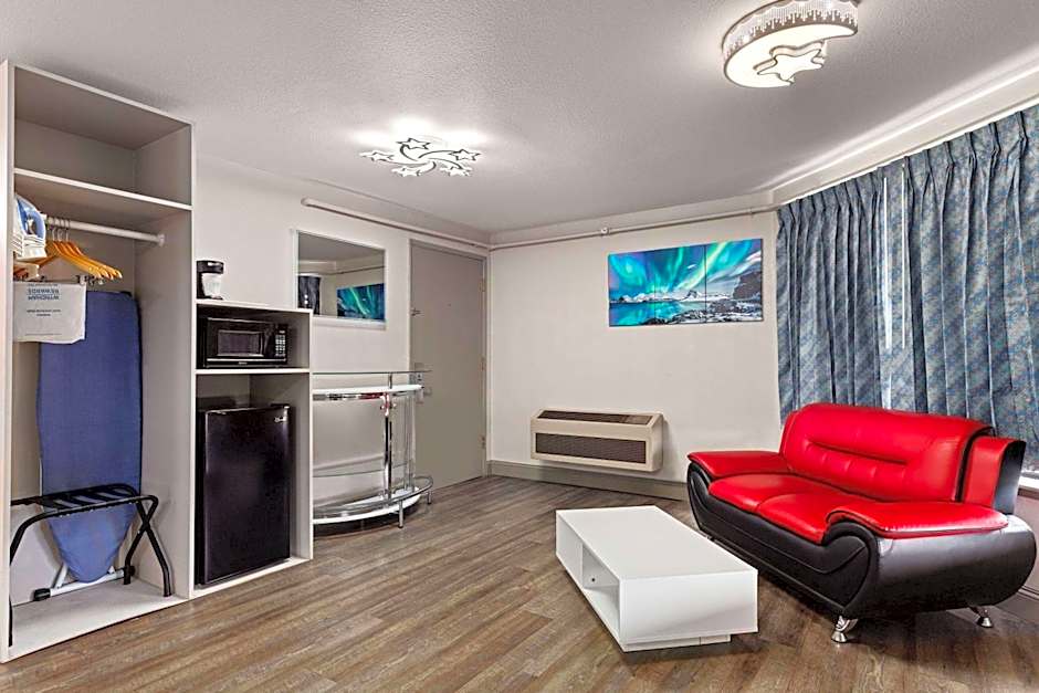 Days Inn by Wyndham Lakewood South Tacoma