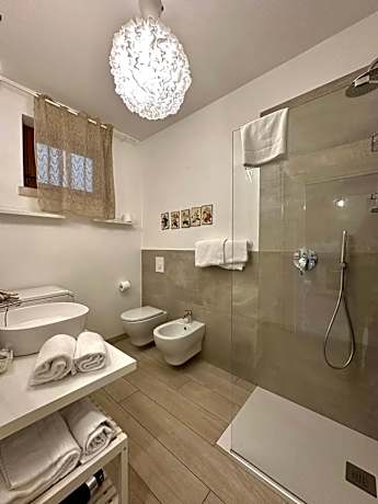 Two-Bedroom Apartment - Ground Floor with Garden