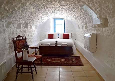 Suite with Garden View