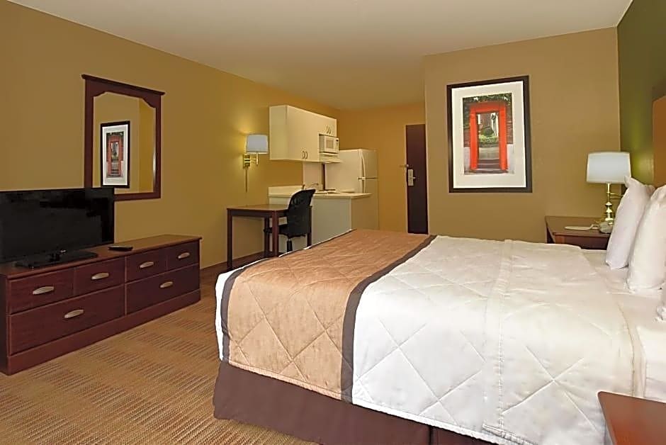 Extended Stay America Suites - Raleigh - Cary - Regency Parkway North