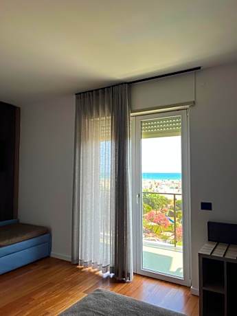 Triple Room with Sea View